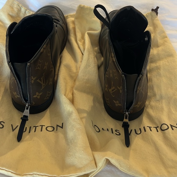Louis Vuitton men’s monogram MACASSAR high top sneaker (MS 0134) size 12US - Picture 4 of 6